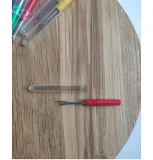 Розпорювач швів